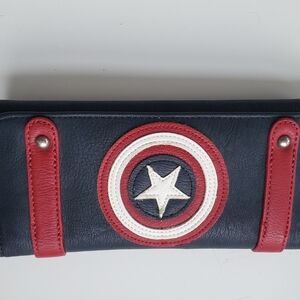 Loungefly Captain America Shield Wallet